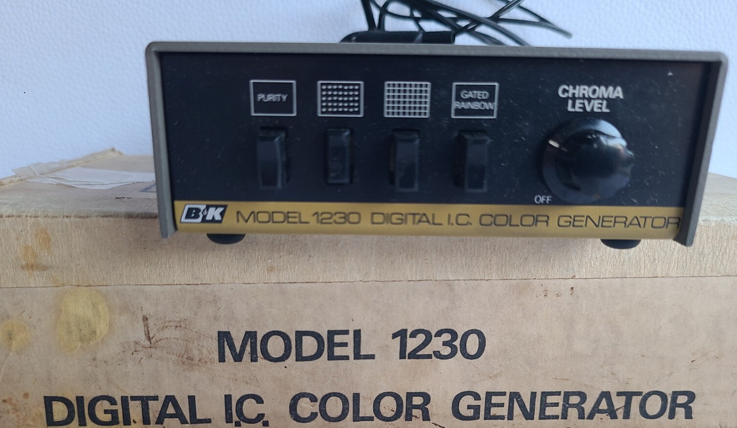 B&K Model 1230 Digital I.C. Color Generator NOT WORKING Bad AC Switch