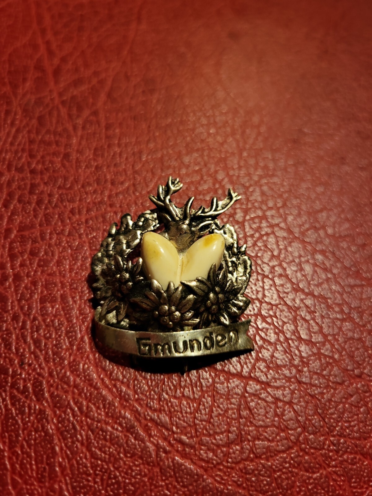 Pin hatpin hiking pin brooch Gmunden.
