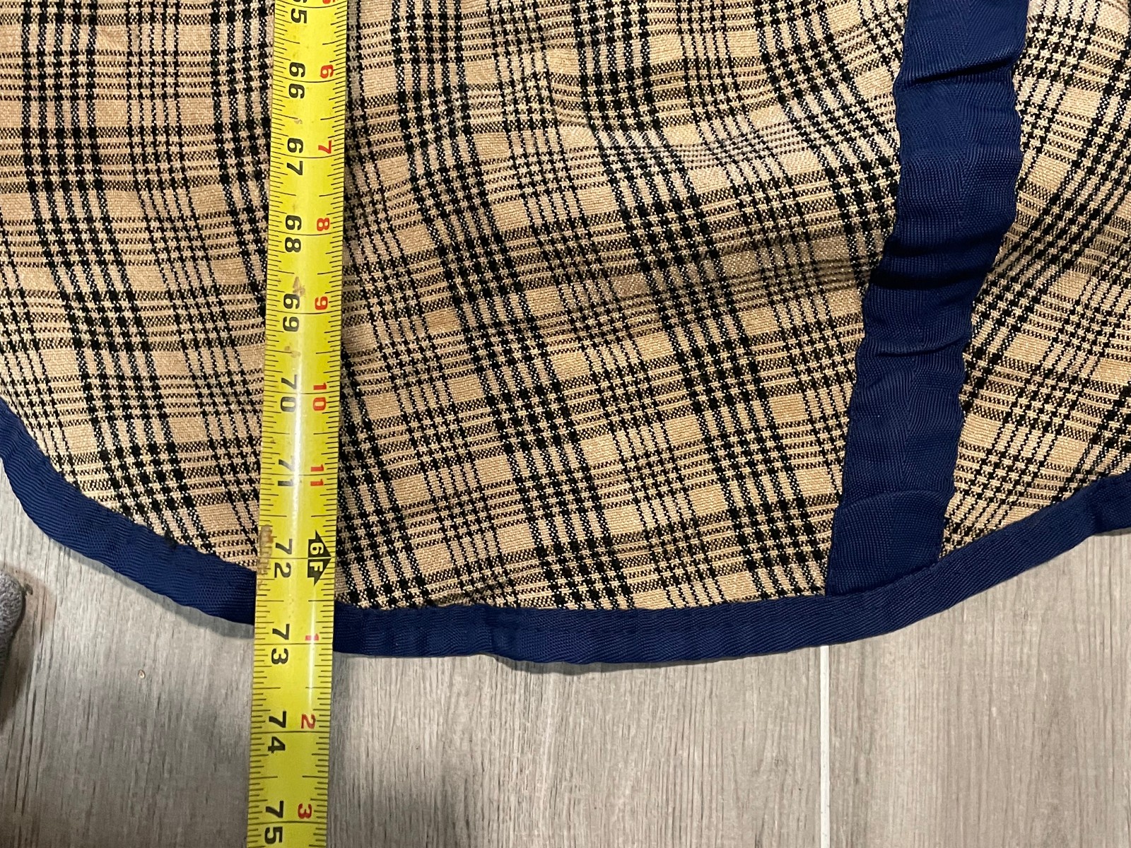 Baker 73" Curvon Plaid Horse Blanket Stable sheet