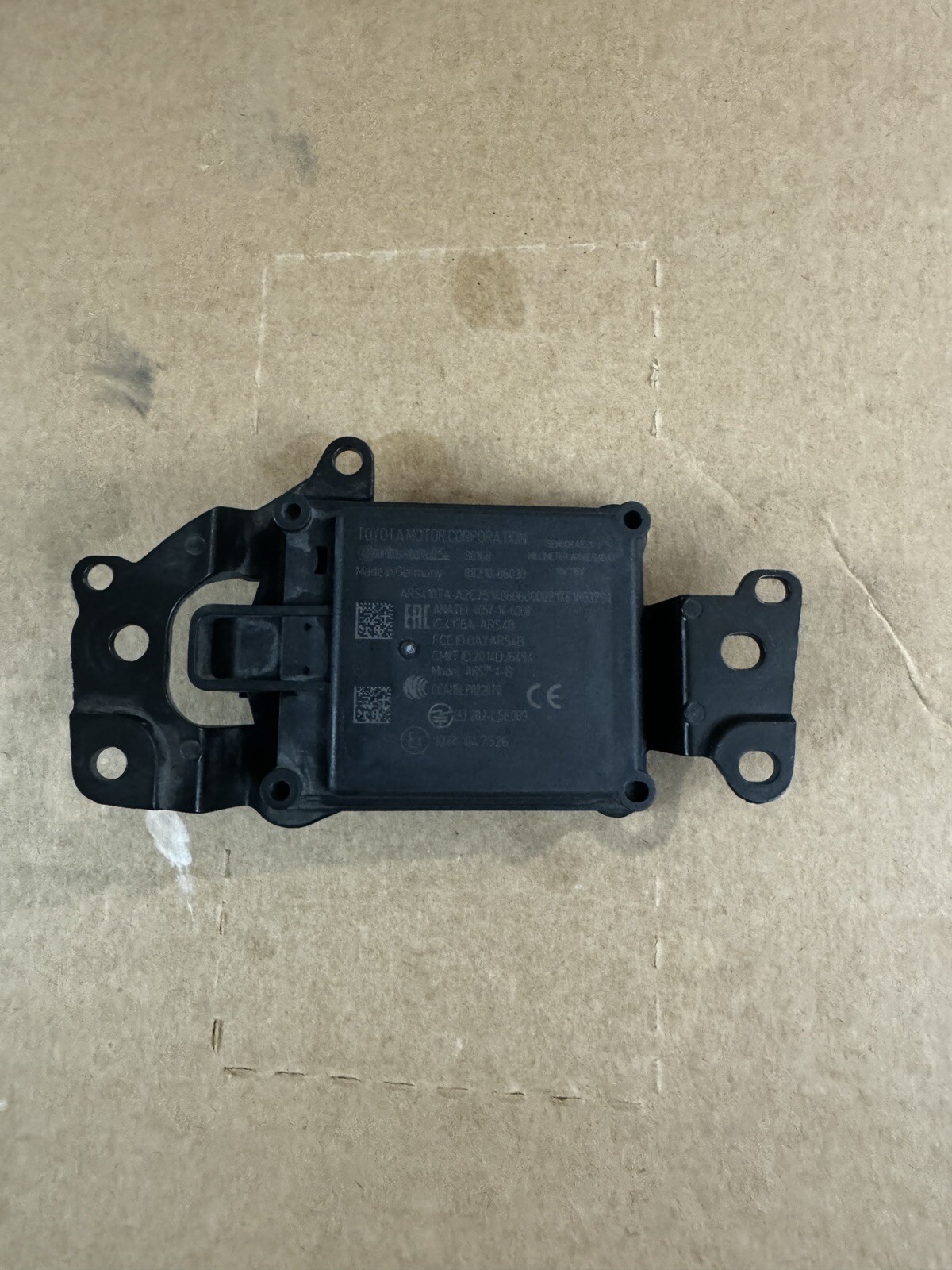 Genuine OEM 88210-06030 TOYOTA CAMRY CRUISE CONTROL DISTANCE SENSOR