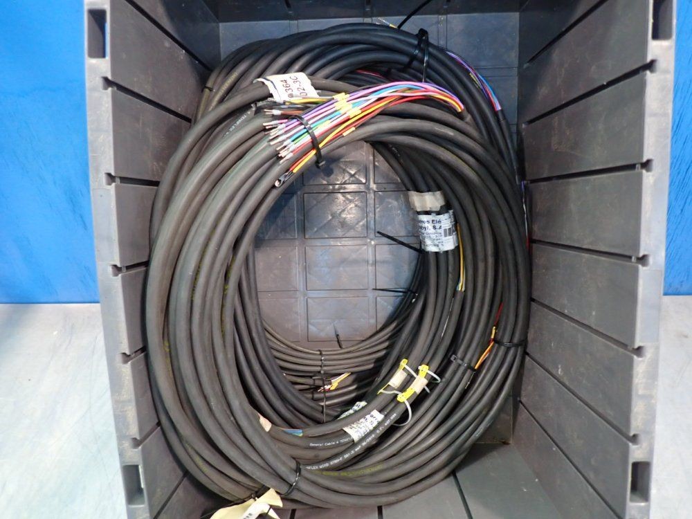 CABLES
