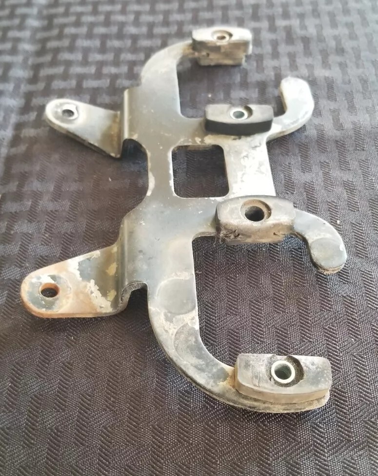 Suzuki GT185 Instrument Bracket ♻️