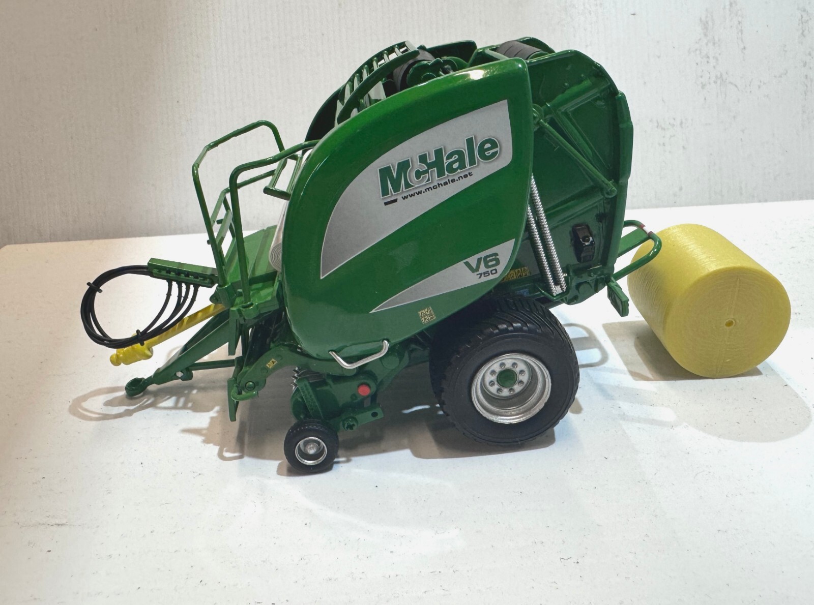 McHale V6750 / McHale Baler Model