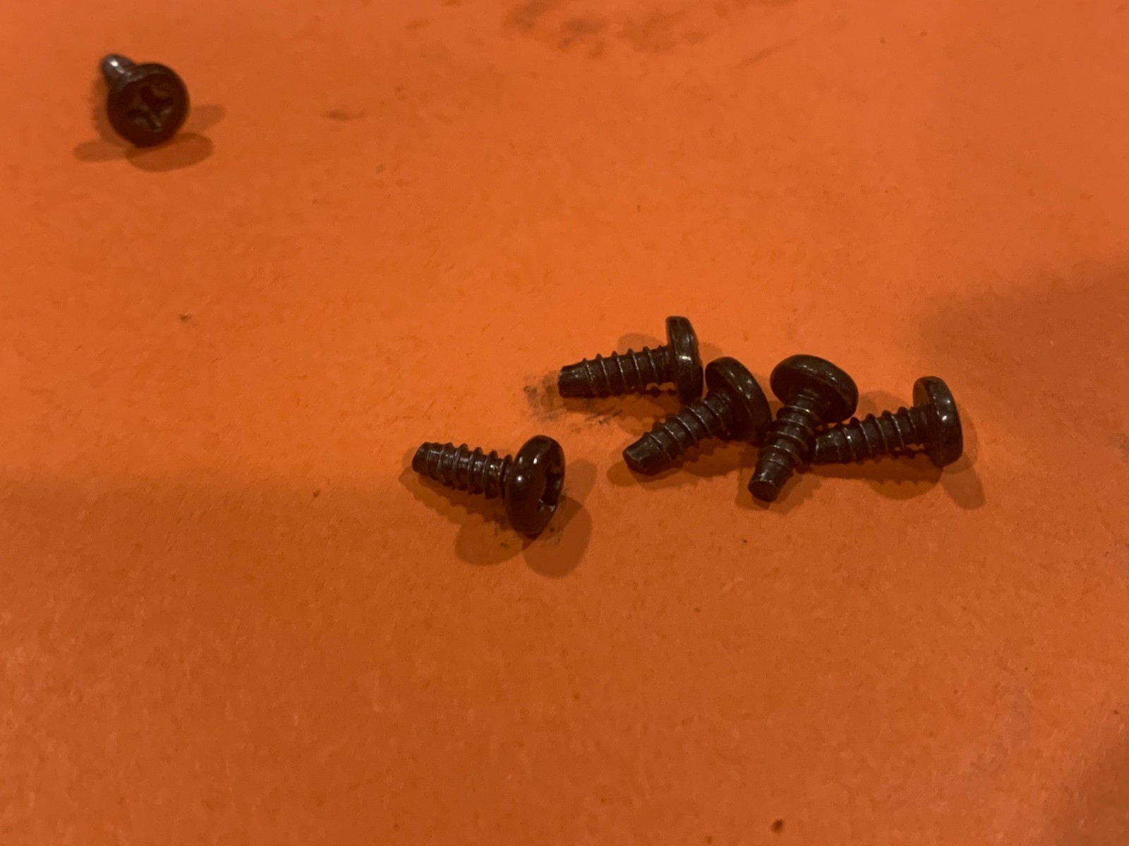 Sansui TU-7700 Stereo Tuner - Parting Out - Bottom Cover Screws