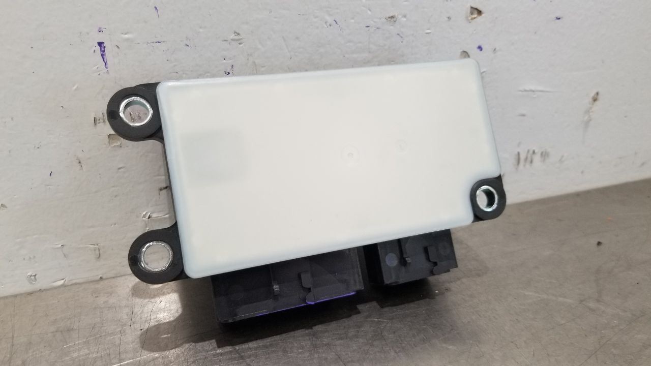 16 CHEVY SILVERADO 2500 SRS BAG MODULE 13594402