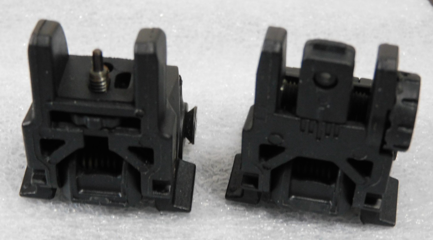Black Polymer Folding Front and Rear Sight Flip Up Backup Sights Picatinny