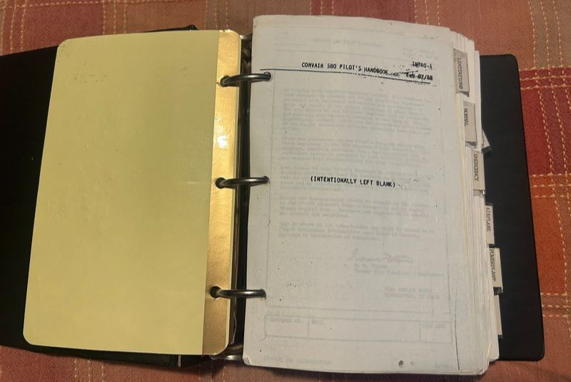 CONVAIR 580 Pilots Handbook