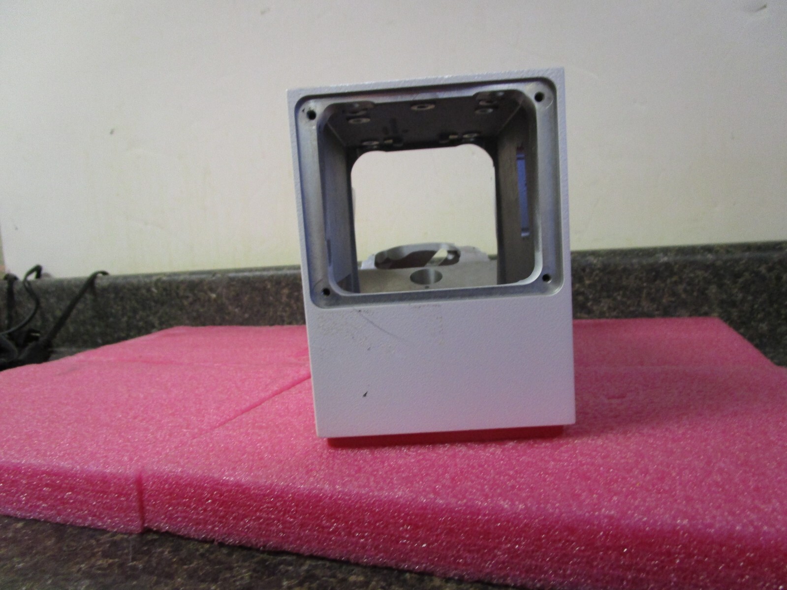 NEW Opened Box! ZEISS Housing Structure