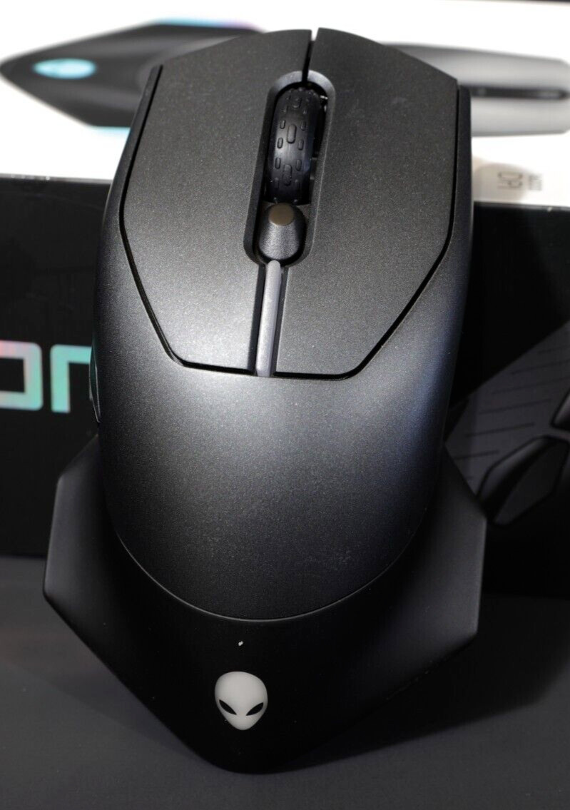 OPEN BOX - Alienware Wired/Wireless Gaming Mouse AW610M Black