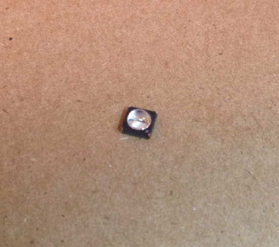 LZ1-00UV0R-0000 Ultraviolet Emitter 365nm 3.8V 1A 1100mW/sr @ 700mA 64° Die
