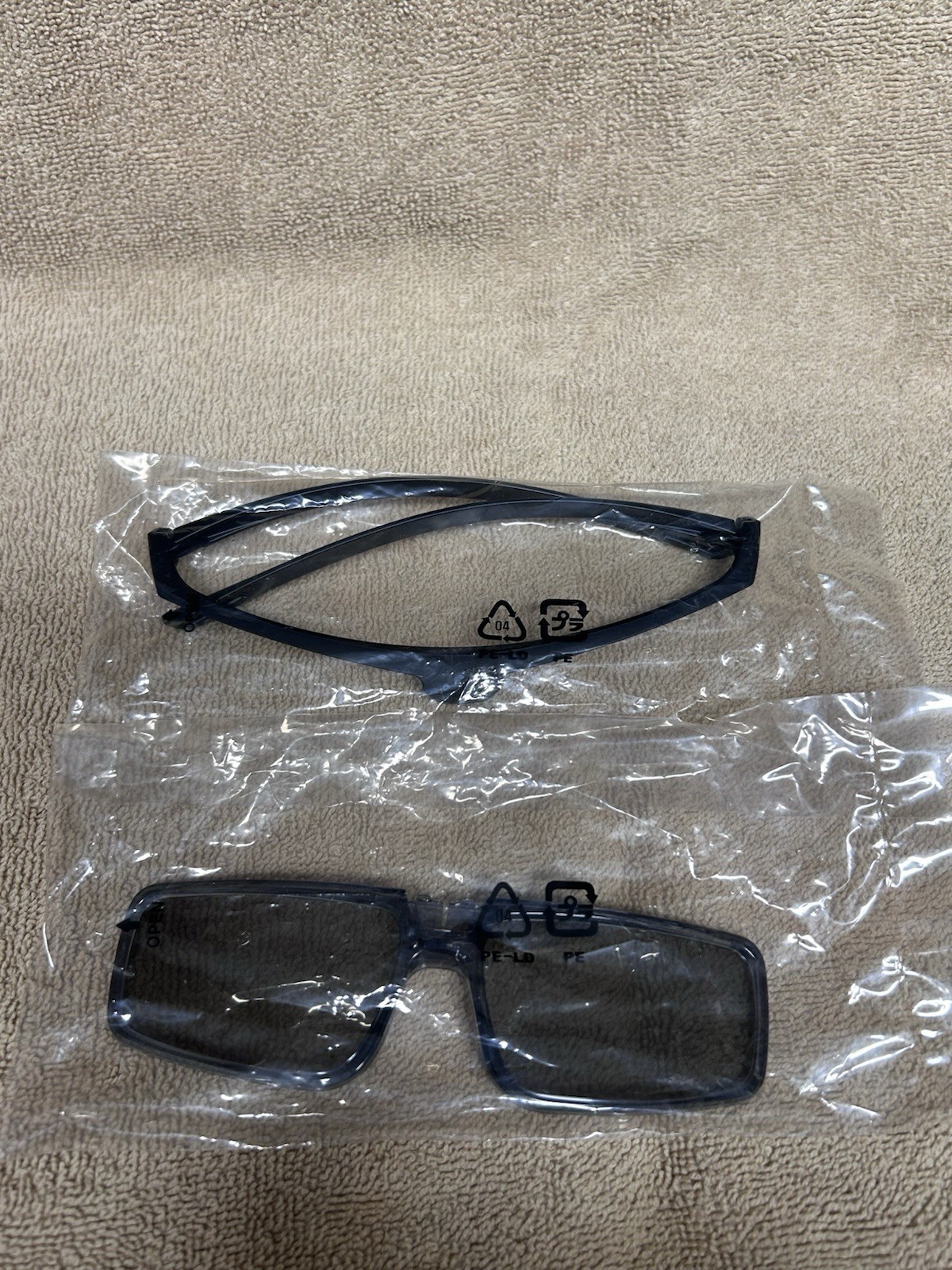 SONY Genuine Original TDG-500P Passive 3D Glasses / 2 Pair / New