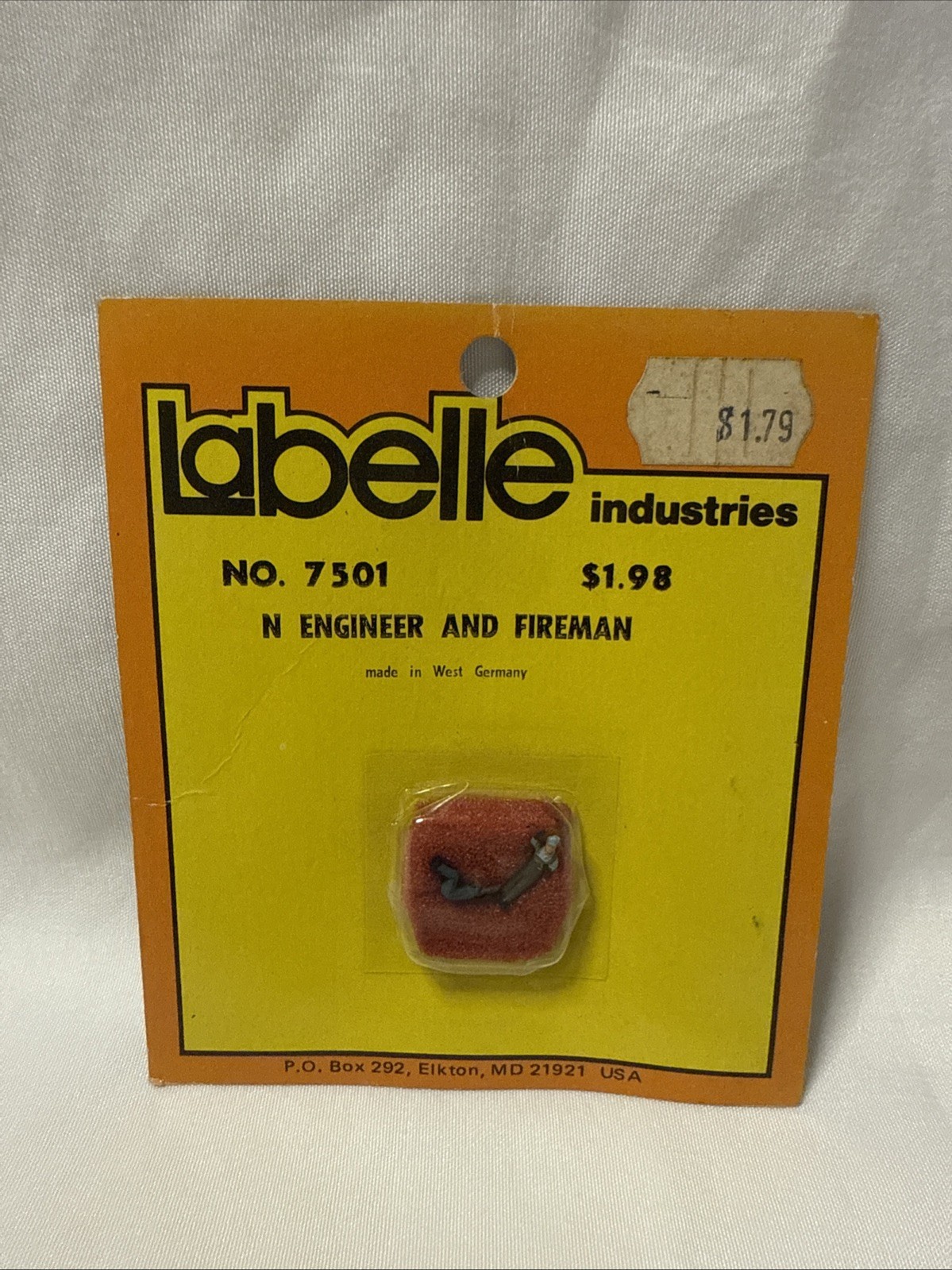 Labelle Industries "N" Engineer & Fireman Stem Era Set NIP! No. 7501