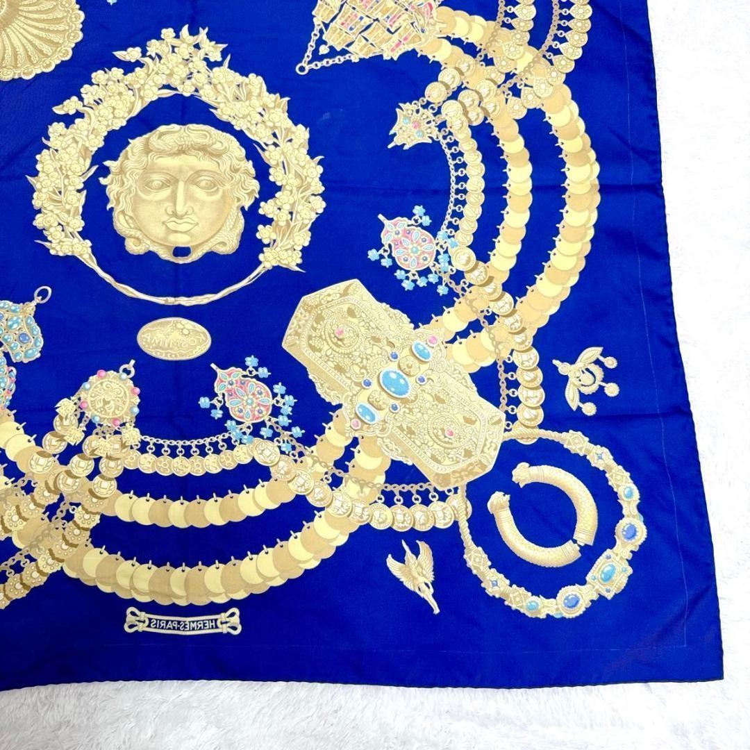 Rare Hermes Carre 90 Scarf Gold Decoration Navy