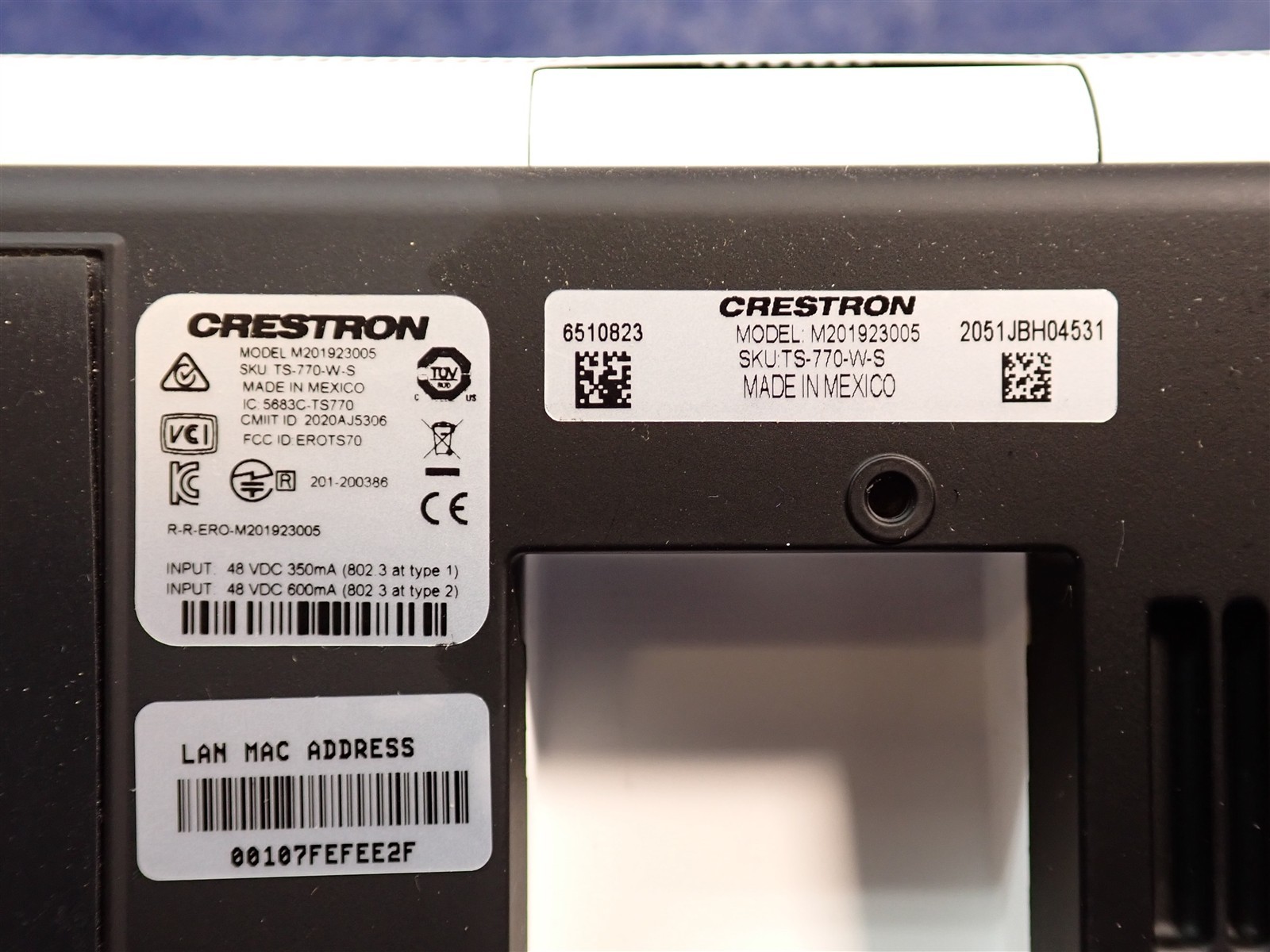 Crestron TS-770-W-S 7 in. Tabletop Touch Screen, White Smooth (E2)