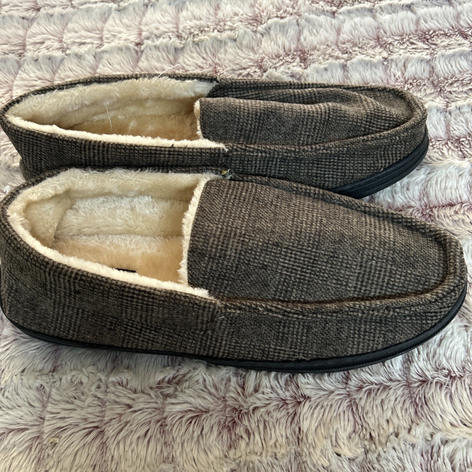 Ike Behar Men's Memory Foam Slippers size large. New
