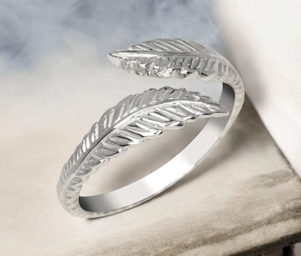 Solid 925 Sterling Silver Textured Feather Bypass Adjustable Toe Ring (8mmx15mm)