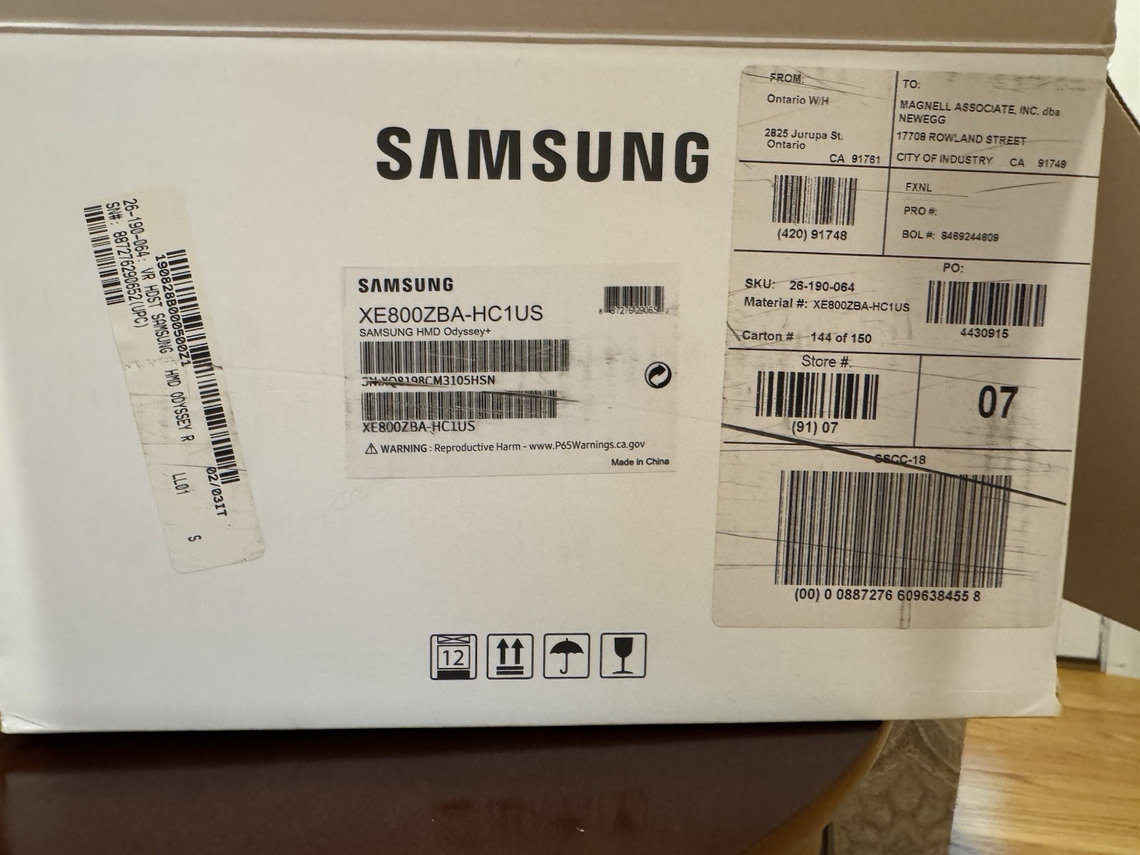 Samsung HMD Odyssey + Windows Mixed Reality Headset - Black (XE800ZBA-HC1US)