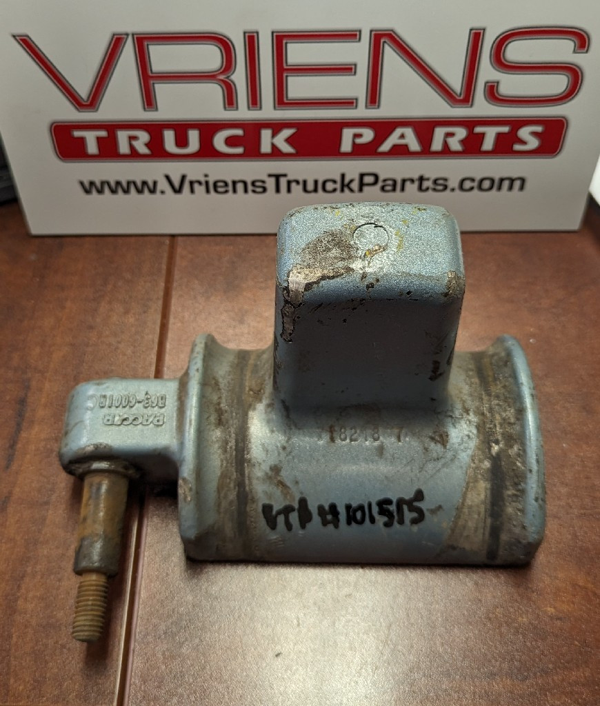 PACCAR KENWORTH PETERBILT SADDLE-SUSPENSION FRONT RH ENGL THRD B63-60