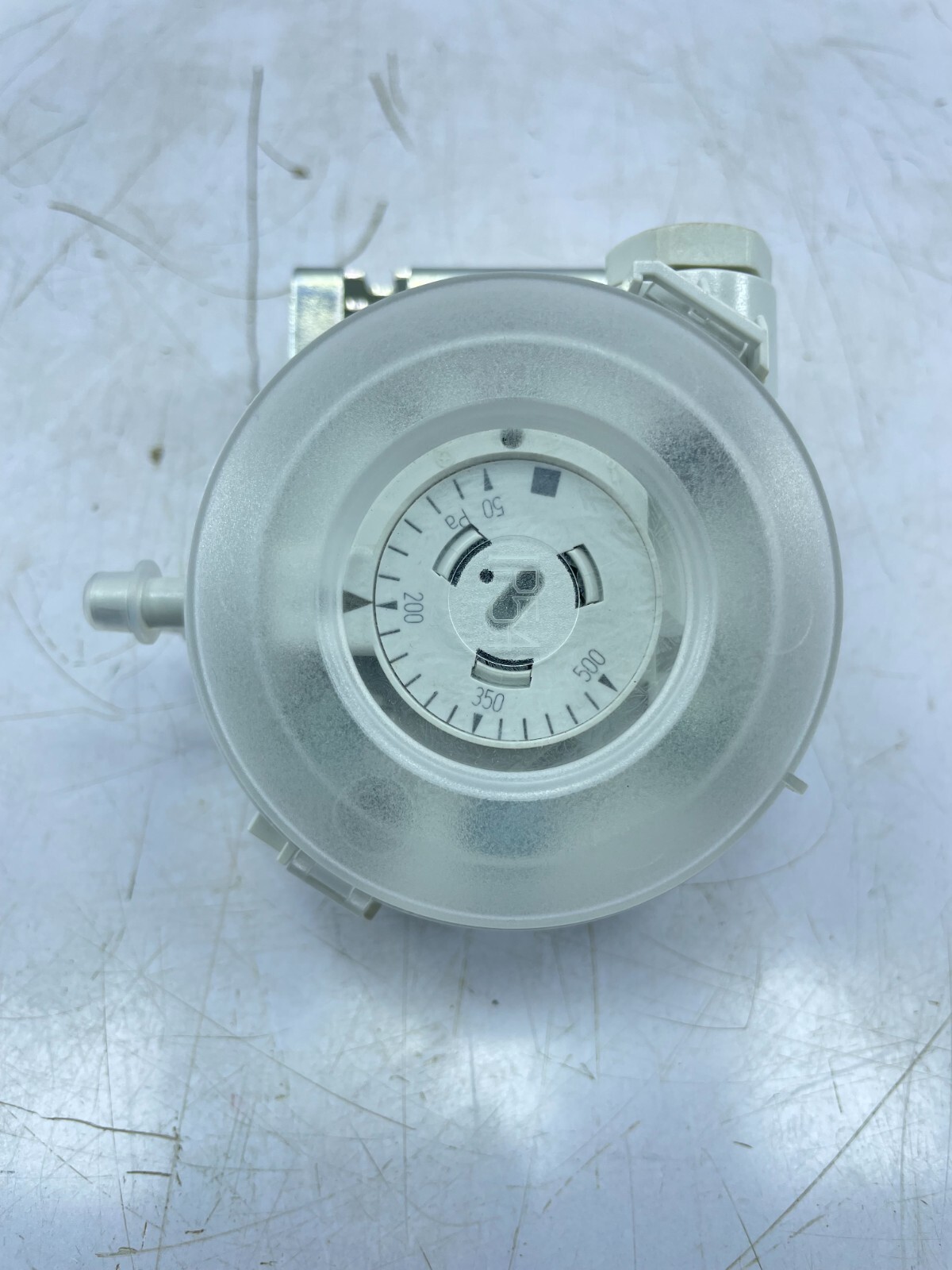 azbil PYY-604-911 604.99409 Yamataka Differential Pressure Switch Controller