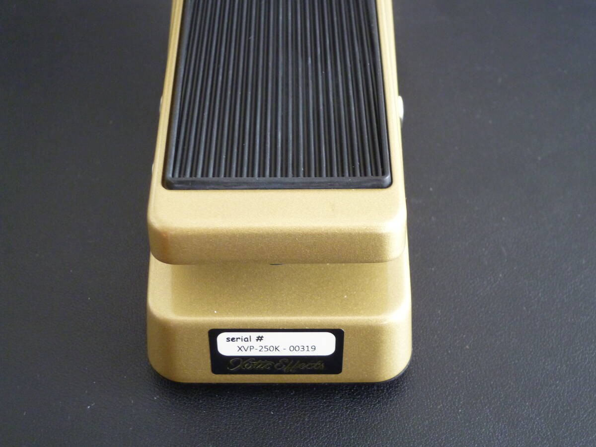 Xotic XVP-250K High Impedance Volume Pedal Gold for Guitar & Bass - Unused