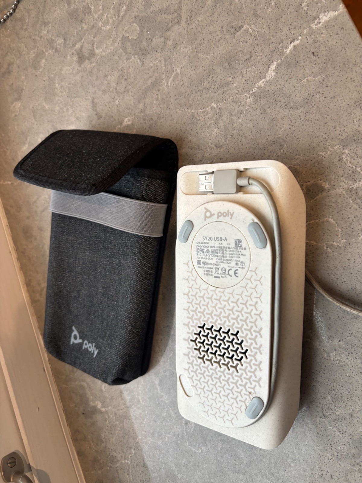 Poly Plantronics Sync 20 SY20 USB-A Bluetooth Smart Conference Speakerphone