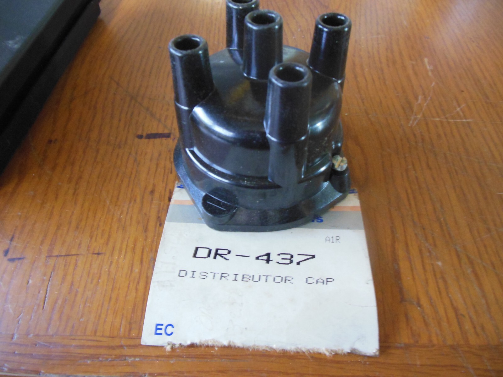 Carquest By Standard DR-437 Distributor Cap