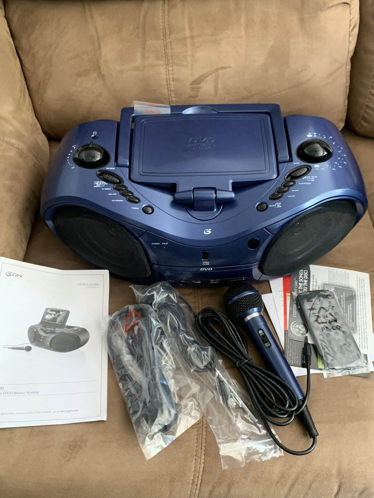 GPX Portable DVD Stereo System Karaoke System - BT790 - Blue