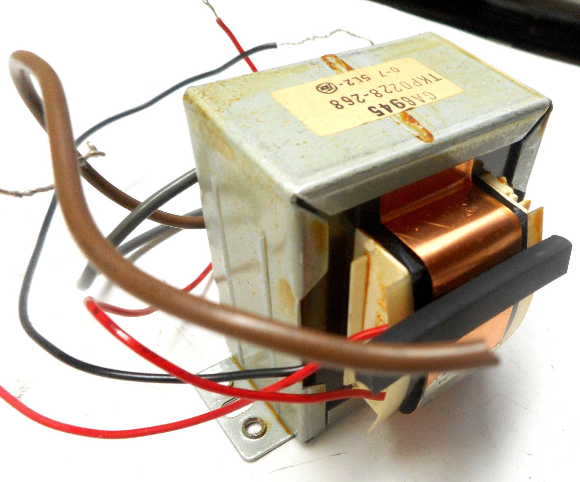 YAMAHA C40 CONTROL AMPLIFIER - TRANSFORMER TKP0228-268 - PARTING OUT