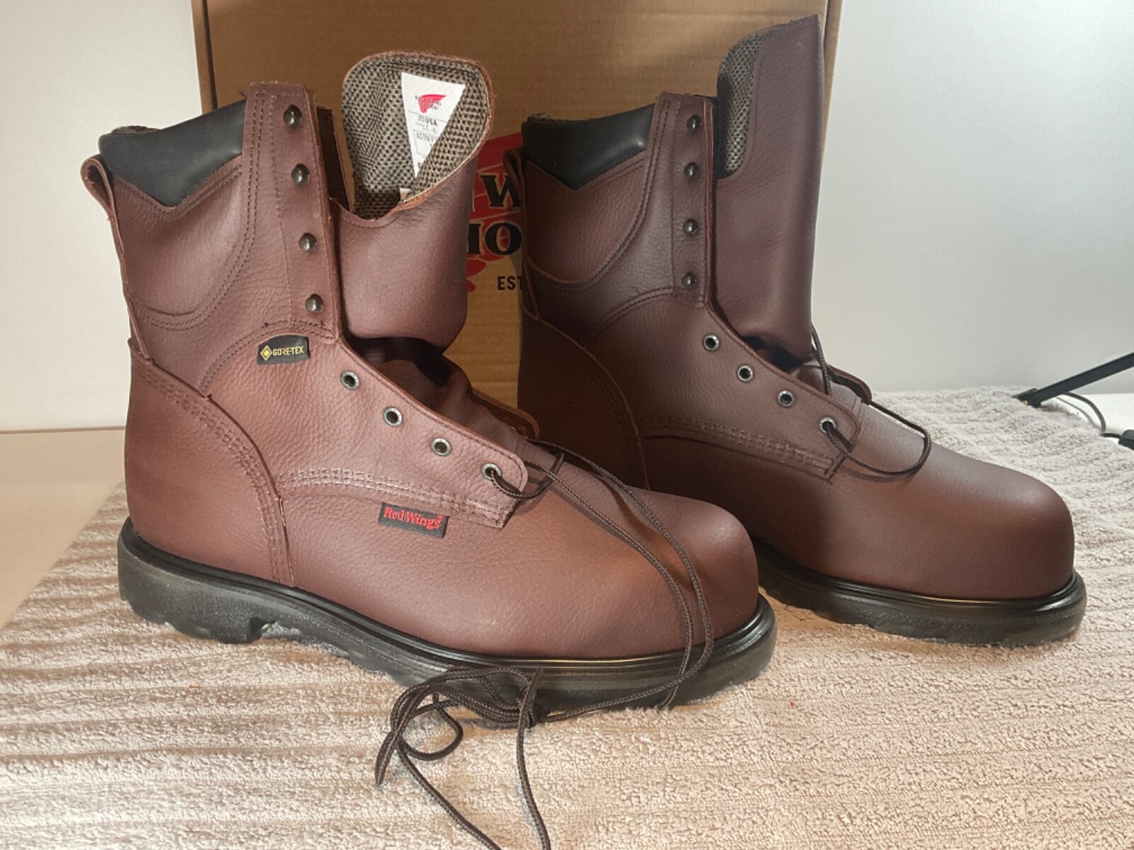 Red Wing Men’s 2412 Insulated Waterproof Safety steel toe Boots MULTIPLE SIZES