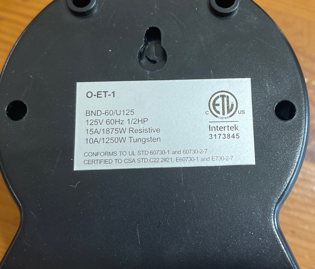 Restmo 24-Hour Waterproof Plug-In Outdoor Timer