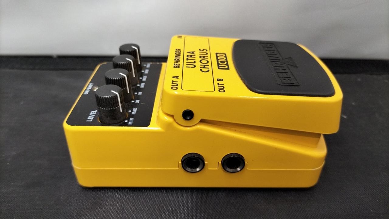 Behringer Uc100 Chorus