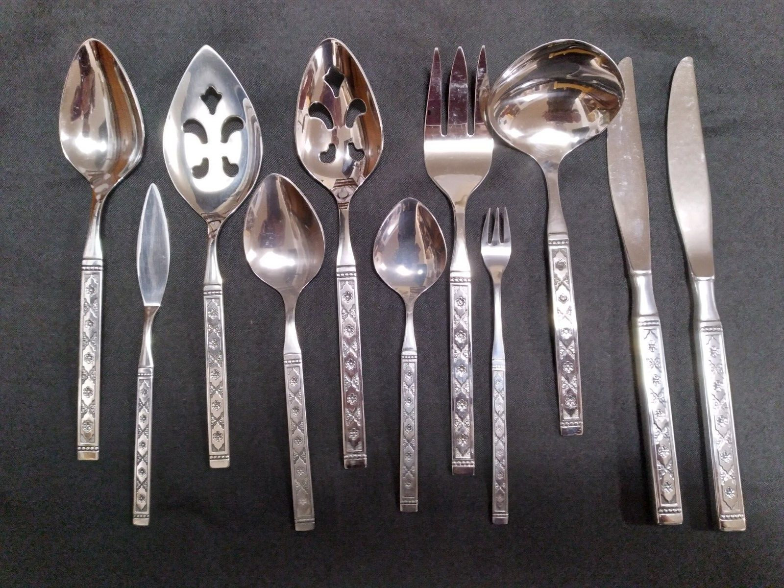 LISBON Distinction Oneida Stainless Serving Spoon Soup Cocktail Fork CHOICE ++++