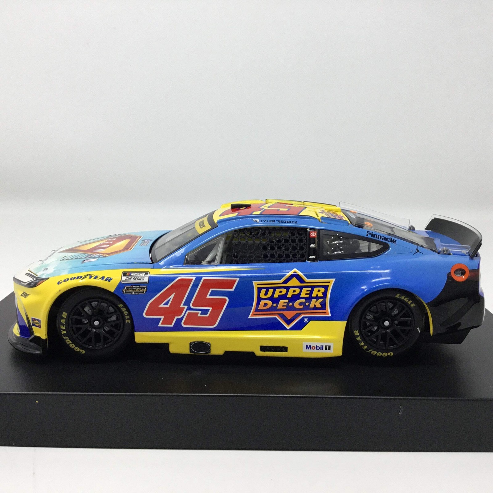 Tyler Reddick 2026 Upper Deck / Superman Elite 1:24 Diecast