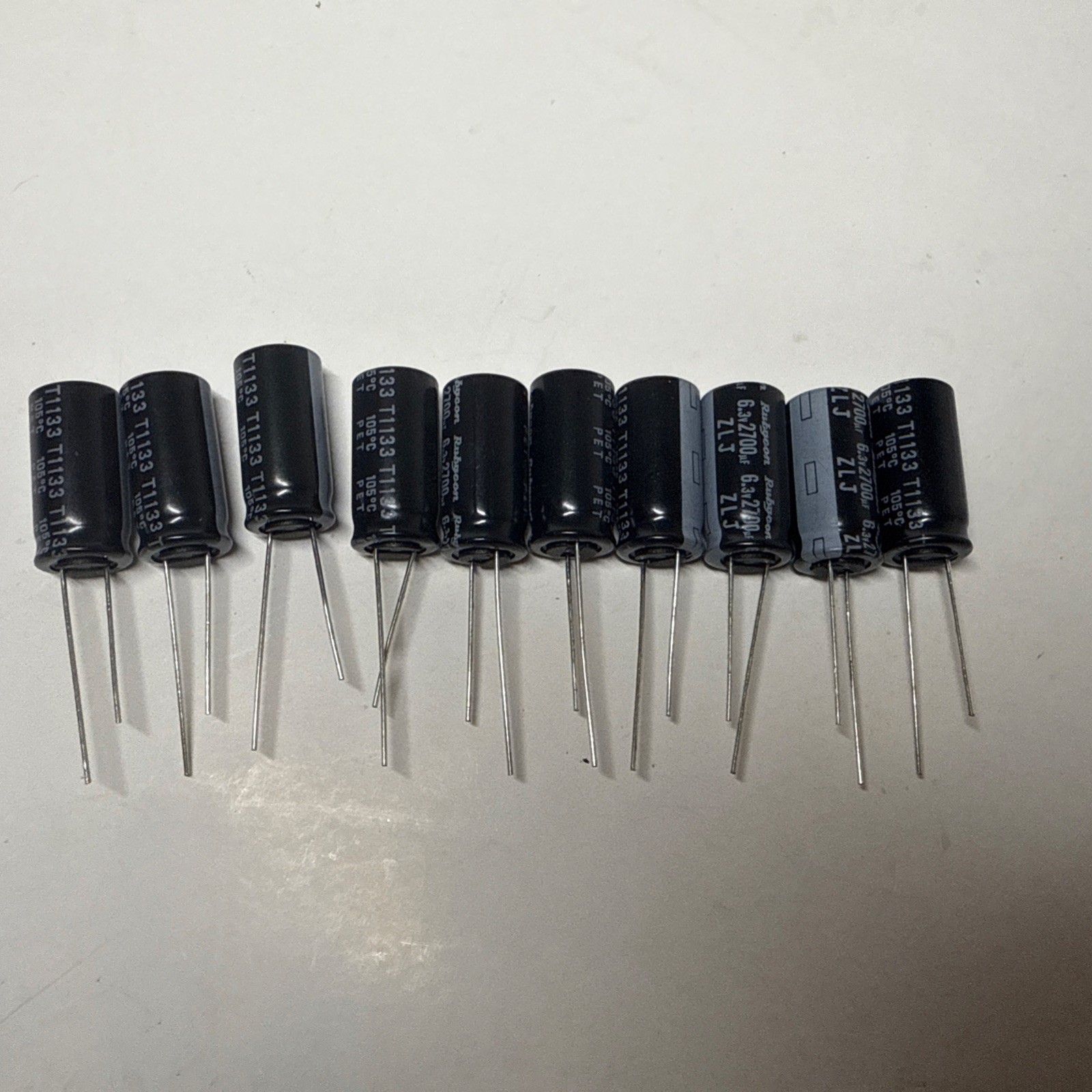 10Pcs 6.3ZLJ2700MEFC10X20 Rubycon Authentic. 6.3v 2700uf 20% Ships Fast
