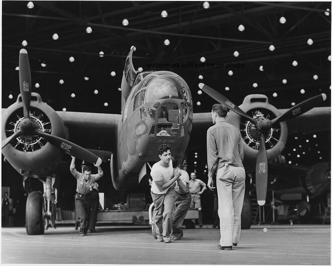 Douglas A-20 Attack Bomber leaves assembly Long Beach 8x10 WWII WW2 Photo 96