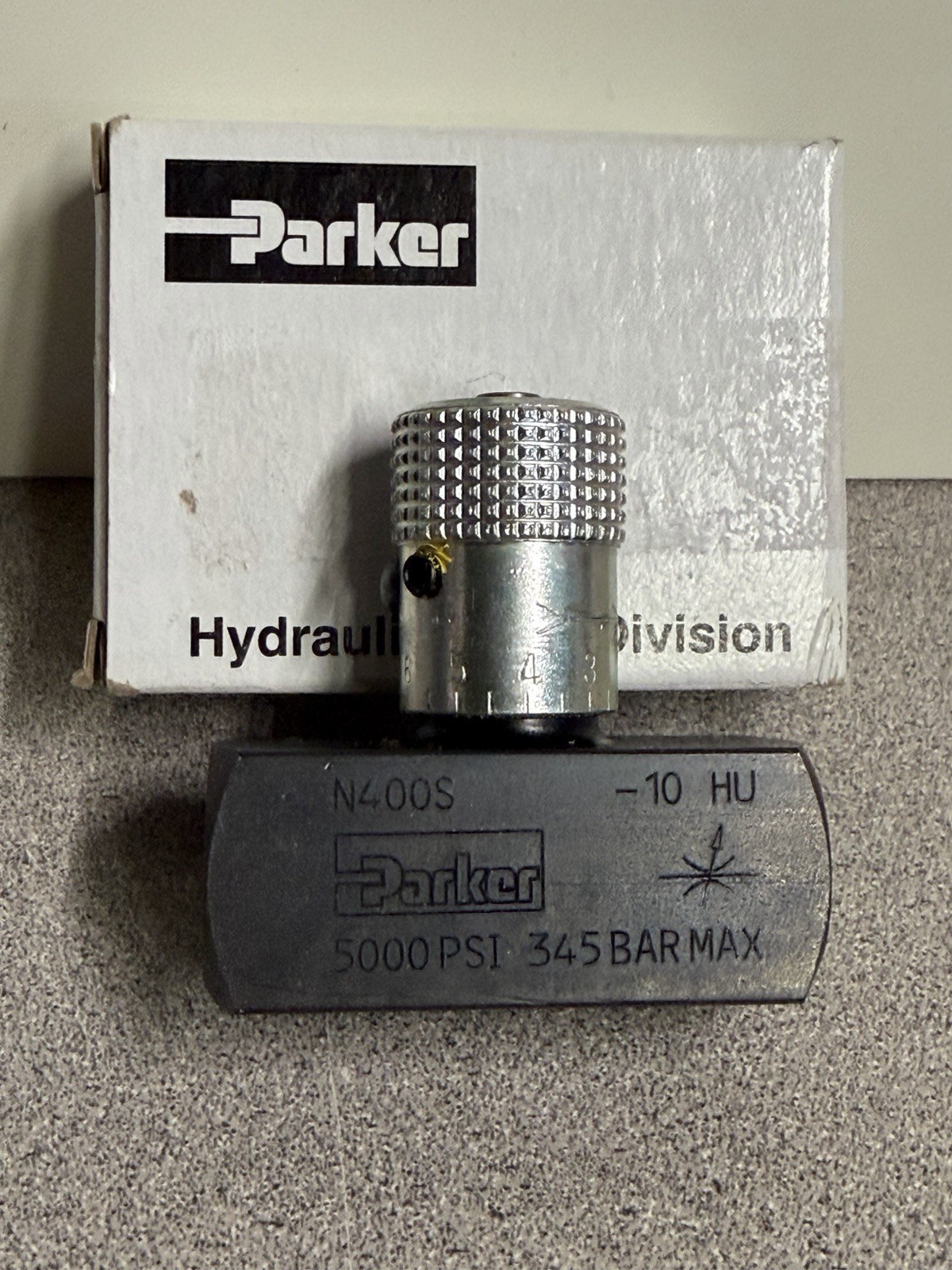 NEW Parker Needle Flow Control Valve N400S 1/4 in NPT 5000 psi 345 BAR Max NIB