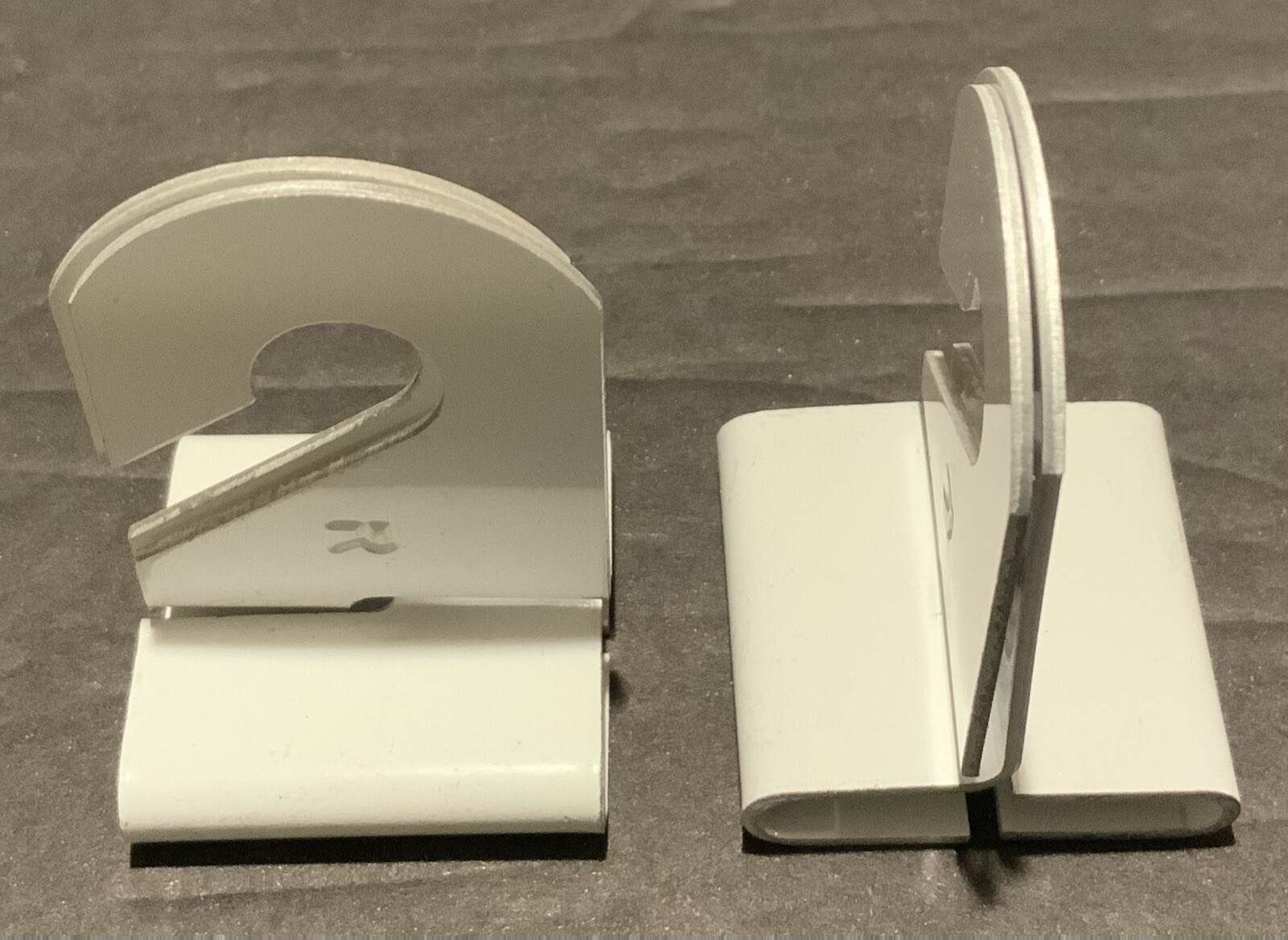 Two Pairs Suspended  Aluminum Drop Ceiling Hooks White New