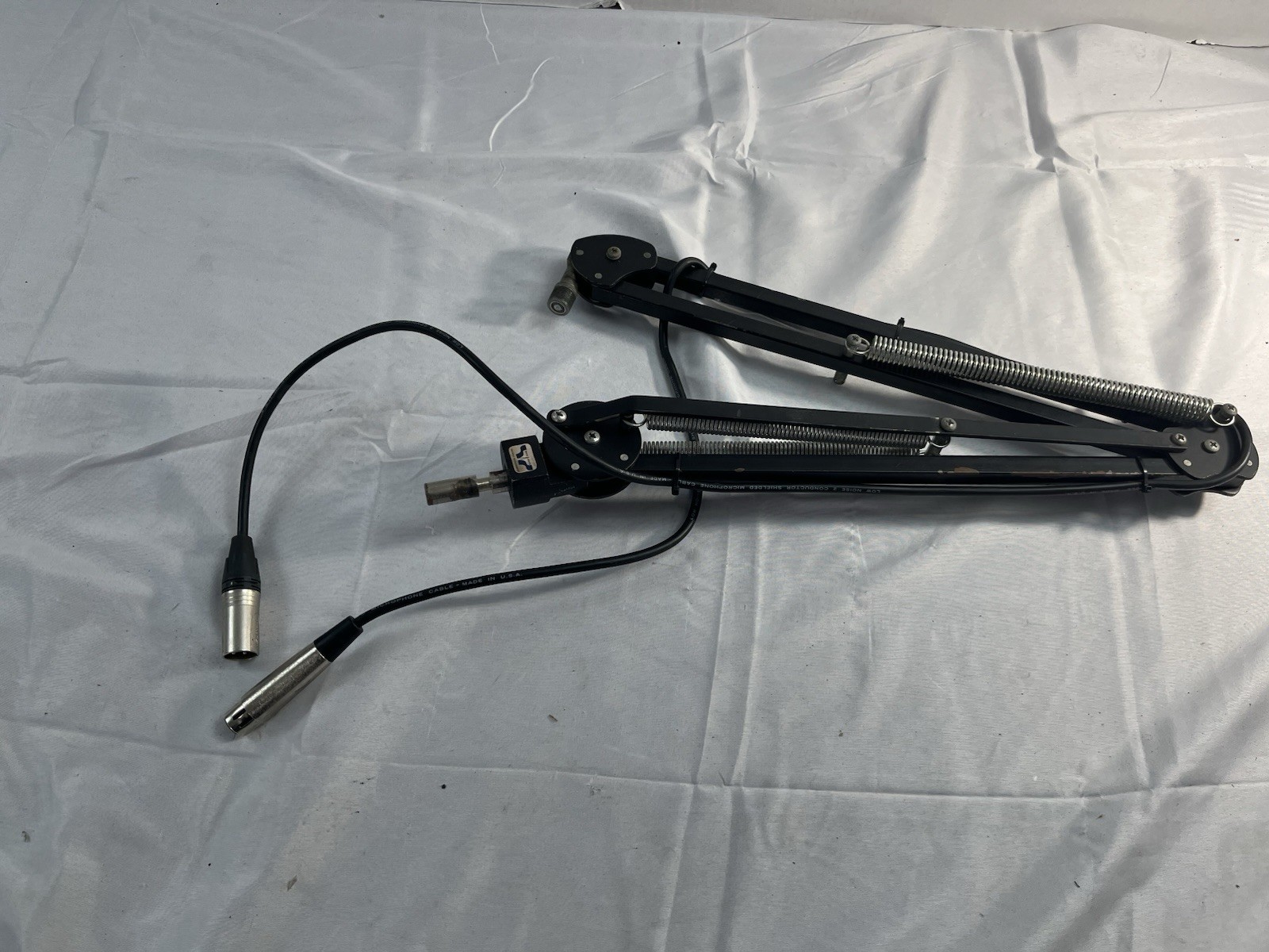 OCW 51900-B Deluxe Mic Arm Less Riser