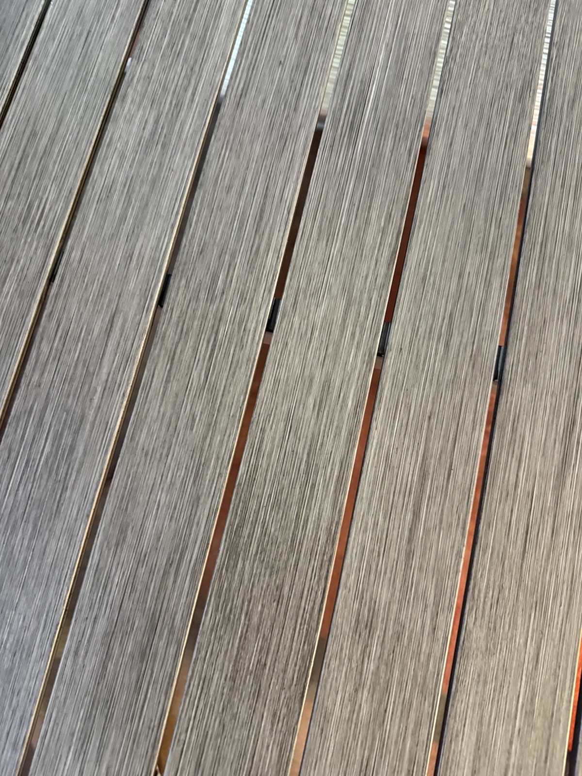 Glitzhome Patio Table