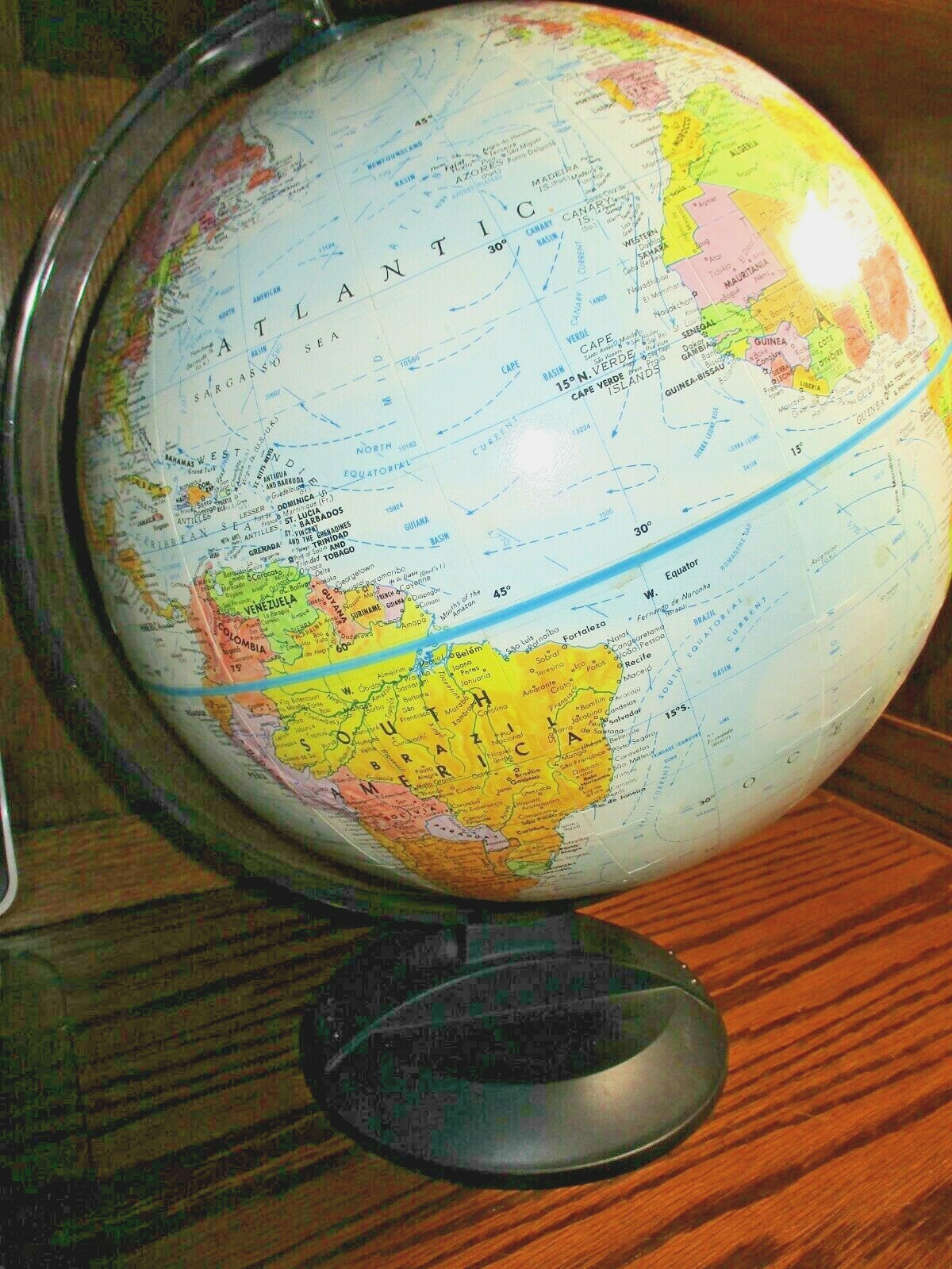 Globemaster World Globe 12" Diameter~ Plastic Base Rotates- Homeschooling    Box