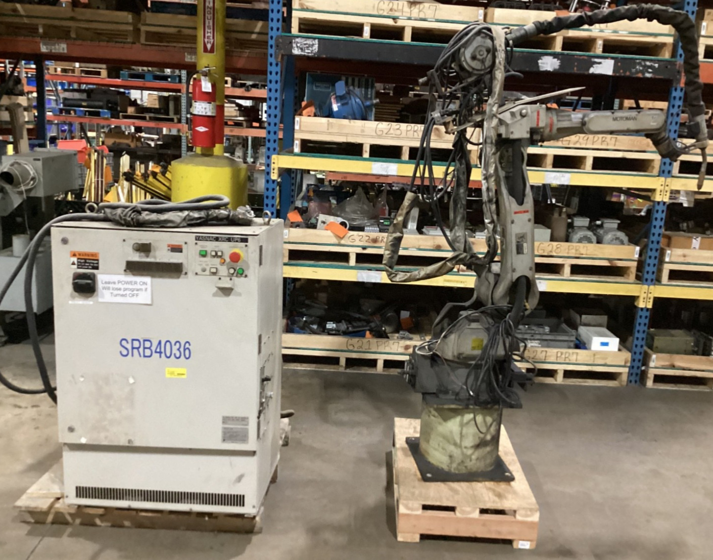 Yasnac XRC UP6  ROBOT SYSTEM Controller, ERCR-UP6-RB10 #400JM