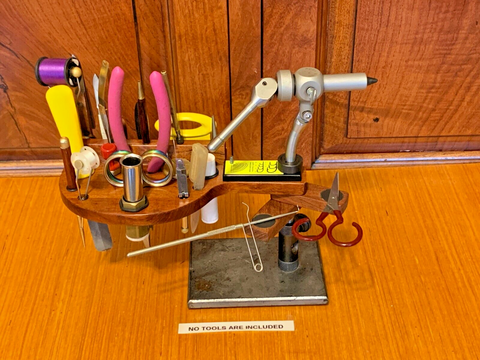 WADE'S DELUX FLY-TYING TOOL CADDY