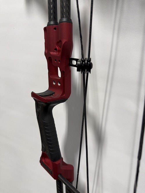 G5 Prime Form 34 60lb RH Grey Limbs/ Red Riser