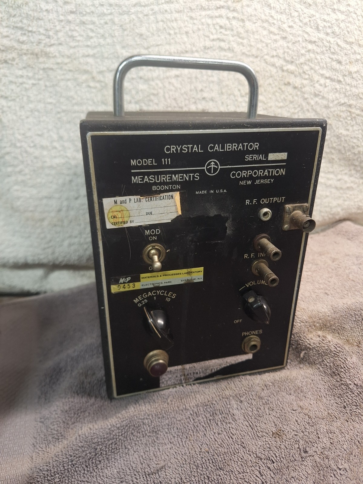 Vintage Measurements Corporation Crystal Calibrator Model  111 Boomton NJ USA