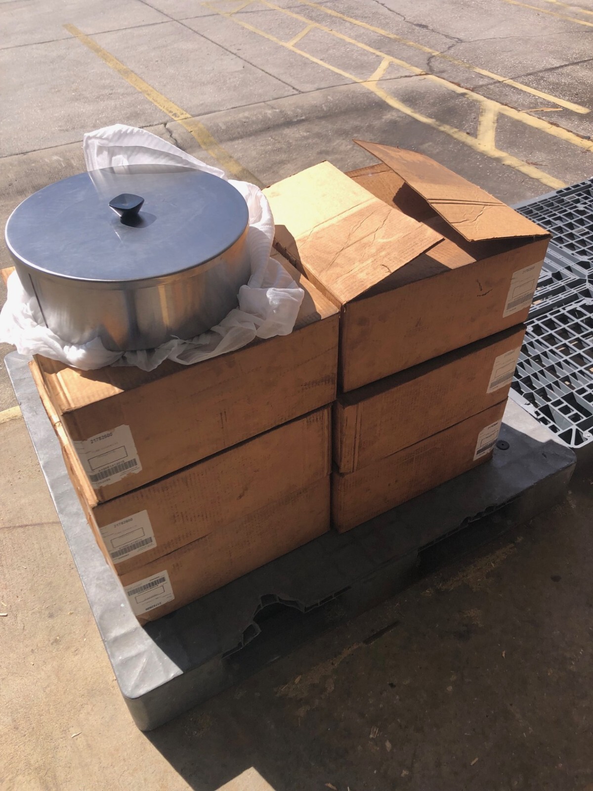 APW Lowerator cover for APW models L-10, SL-10, and HL-10
