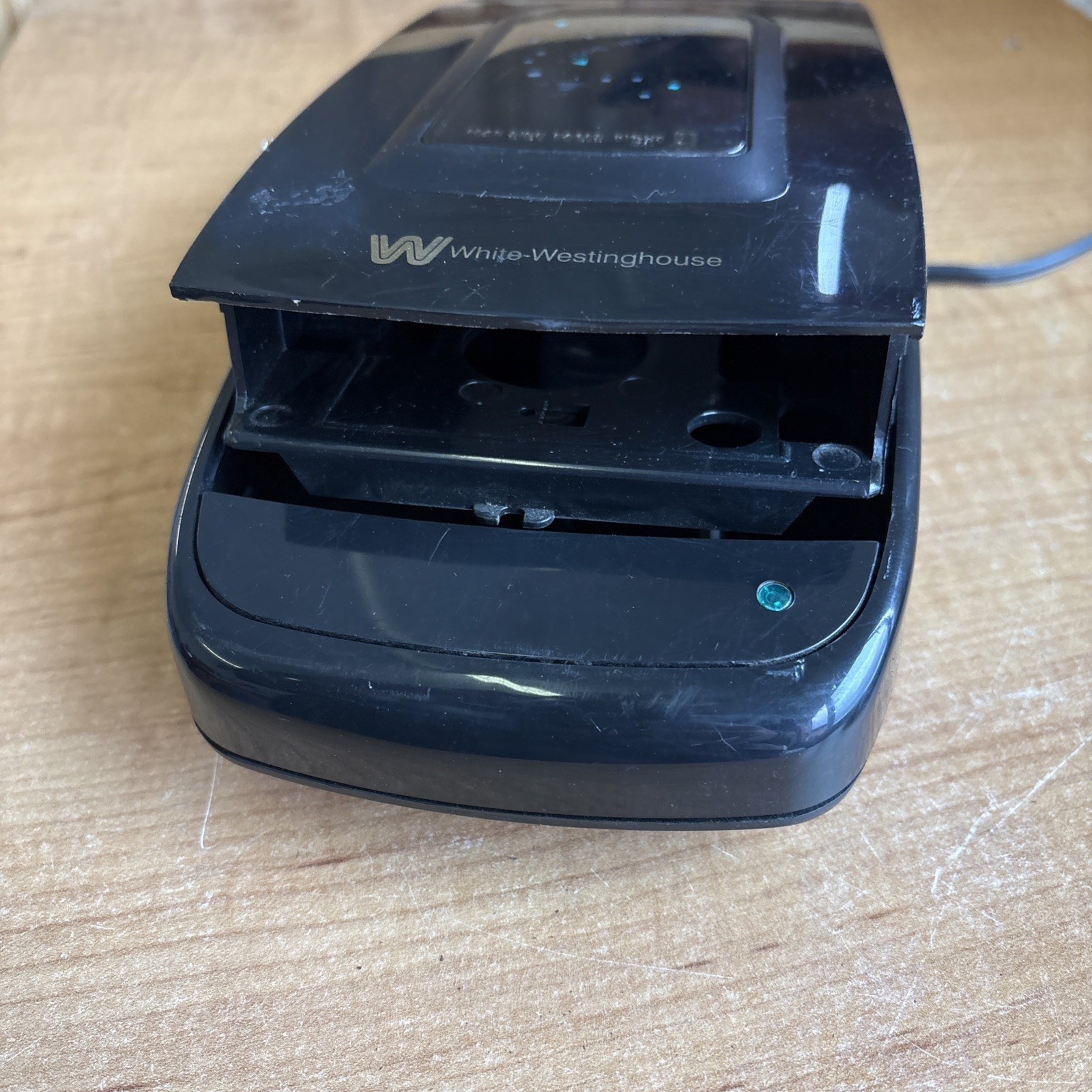 White Westinghouse VHS Rewinder Video Cassette Tested