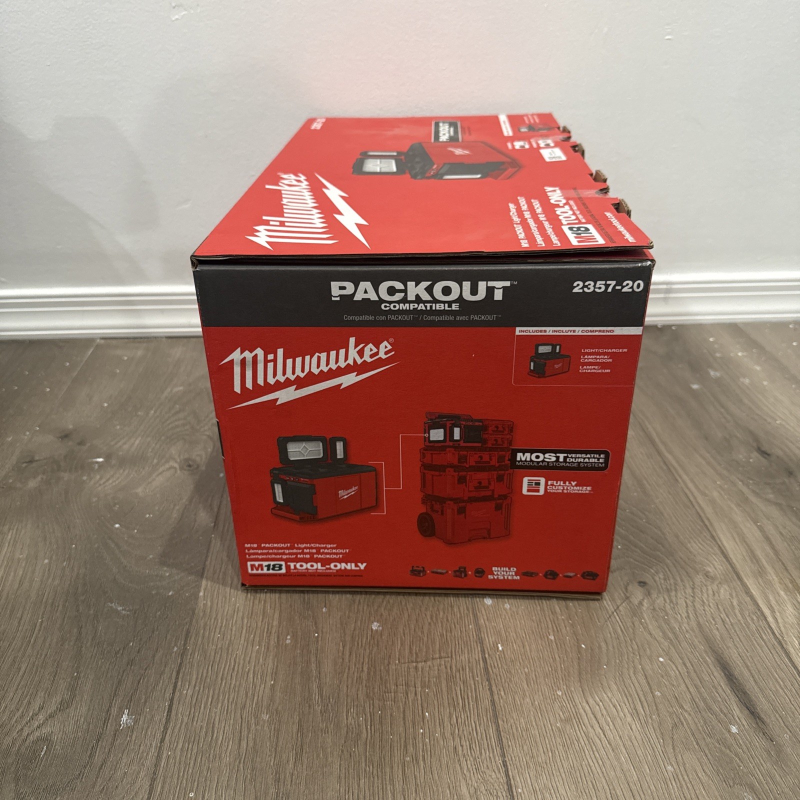 Milwaukee 2357-20 Work light - Red (9800) New