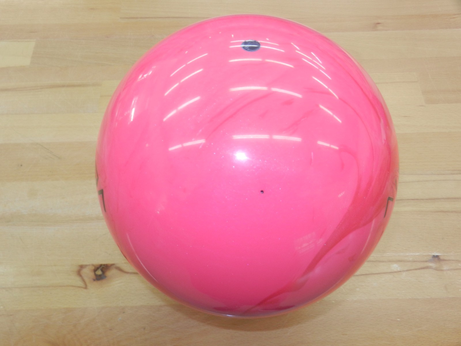 NIB 13# Motiv Hyper Venom Bowling Ball - 13.3/3.5" Pin/3.40oz TW