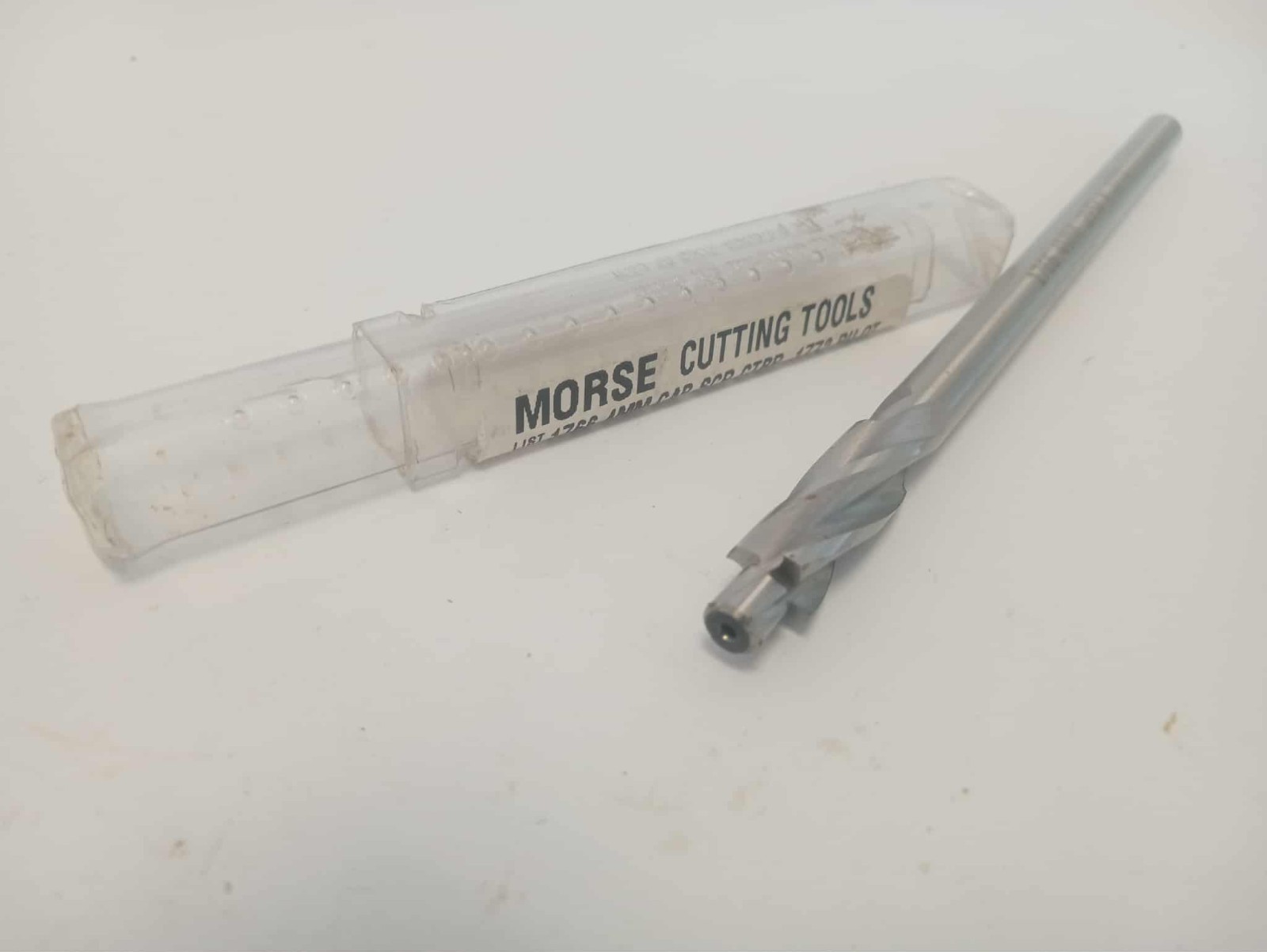 MORSE 25747 4MM CAP SCR CTBR oal 5" 4FL -LCF 3/4" FSS 4mm DC-0.2953mm S.T. ROUND