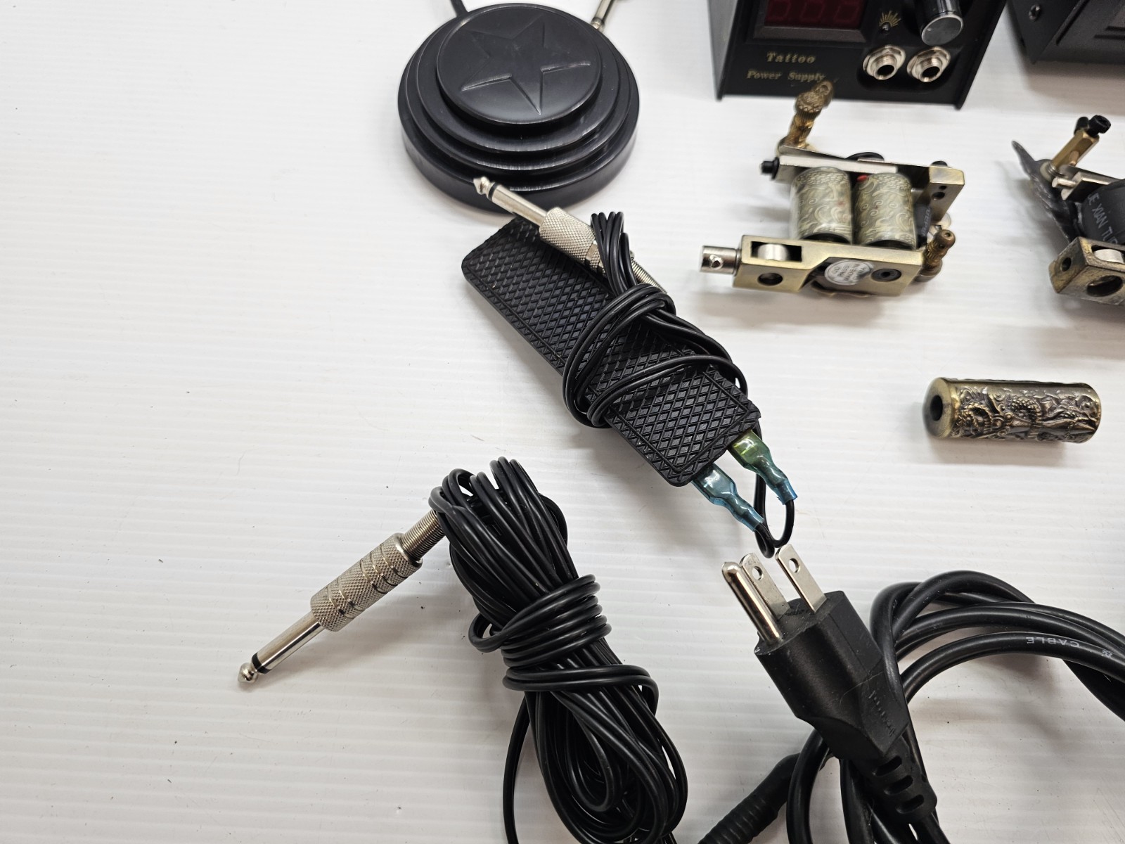 Pro Tattoo Machine Coil Gun Set w/ 2 Power Supplies & Cables – Skull & Dragon